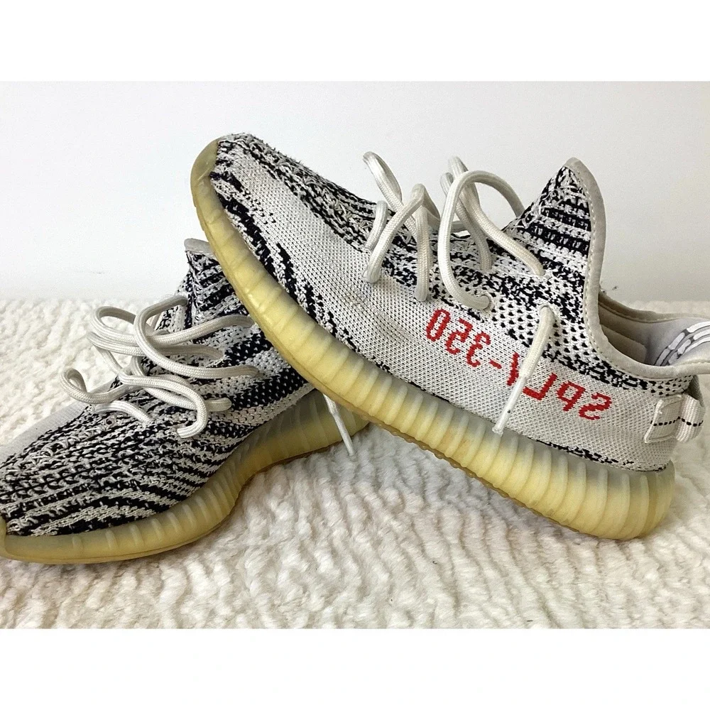 Adidas Yeezy Shoes V2 Boost 350 Men's Size 7 Low Zebra, Moderate Wear
